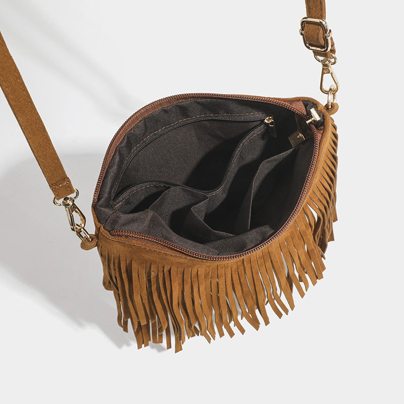 Matte Tassel Vintage Saddle Messenger Bag