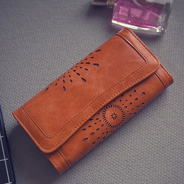 Vintage Hollowed Out Pattern Retro Wallet