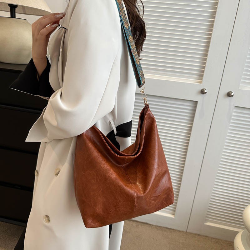 Large Capacity Bucket Crossbody Fashion Handbag