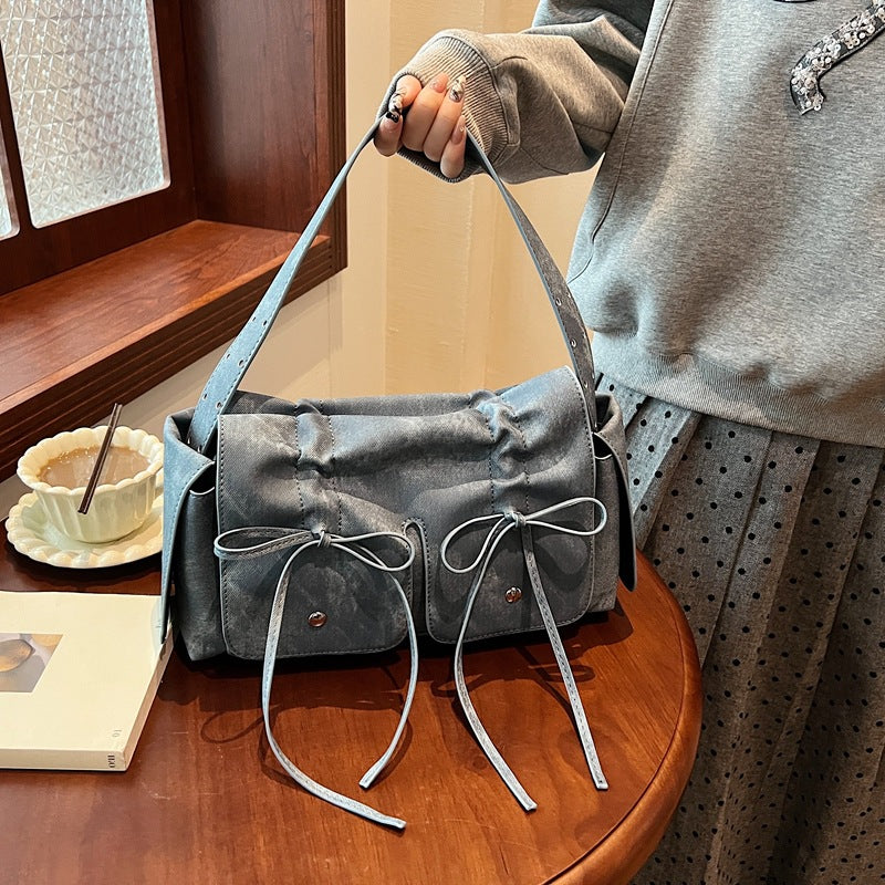 Square Bow Hand Messenger Bag