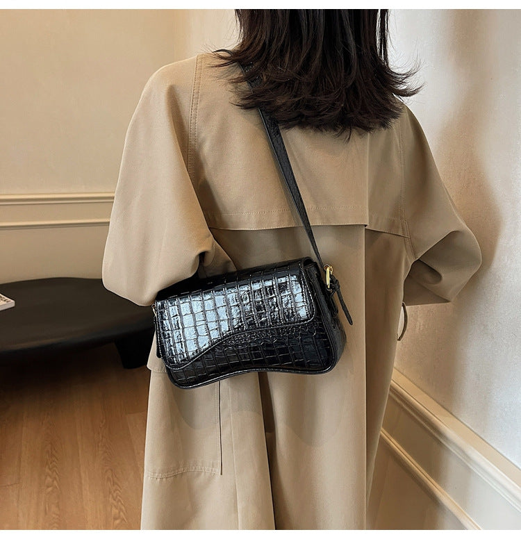 Flip Magnetic Snap Shoulder Messenger Bag